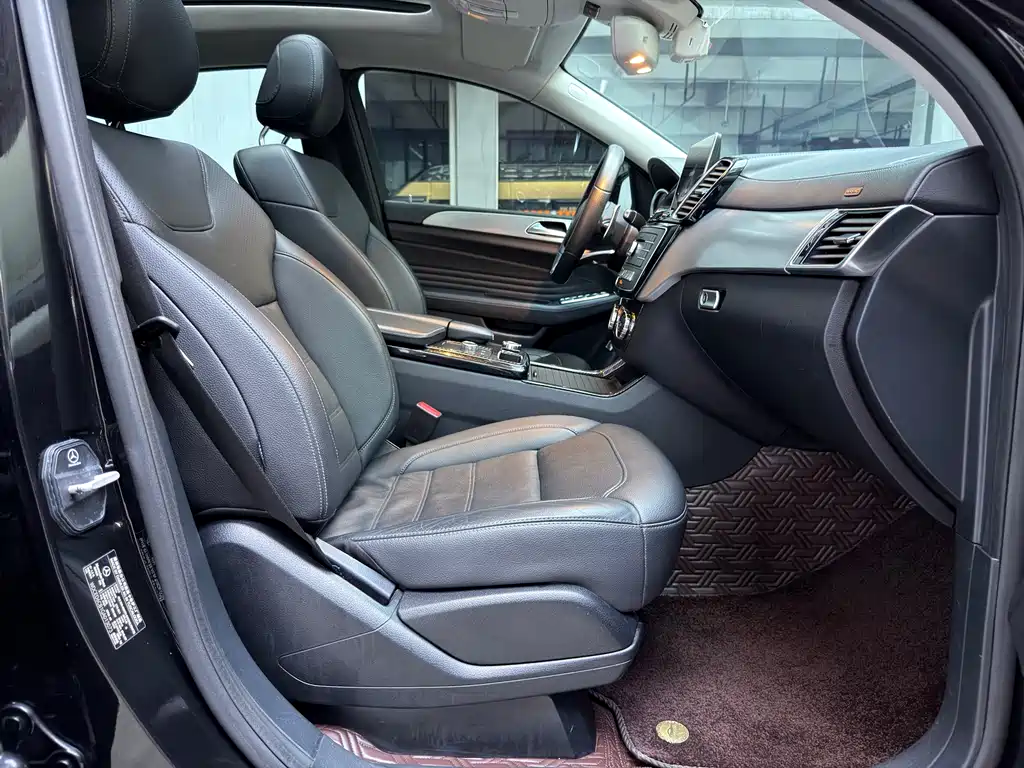 Mercedes-Benz GLE Coupe 2016 — фото 9