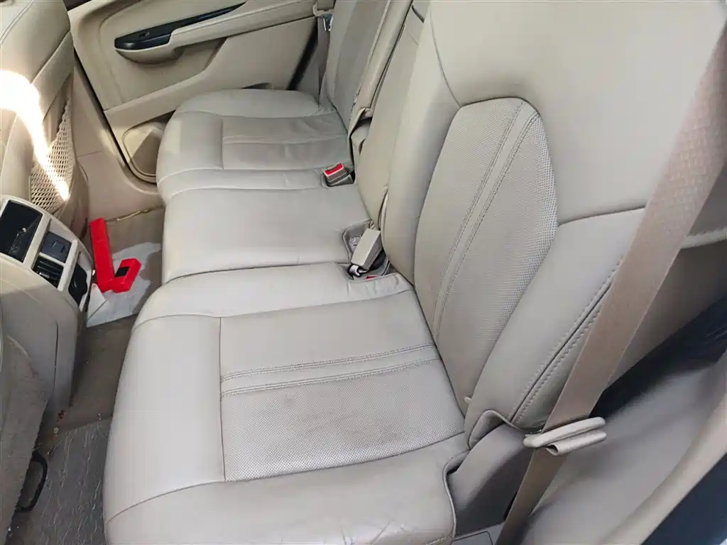 Cadillac SRX 2015 — фото 17