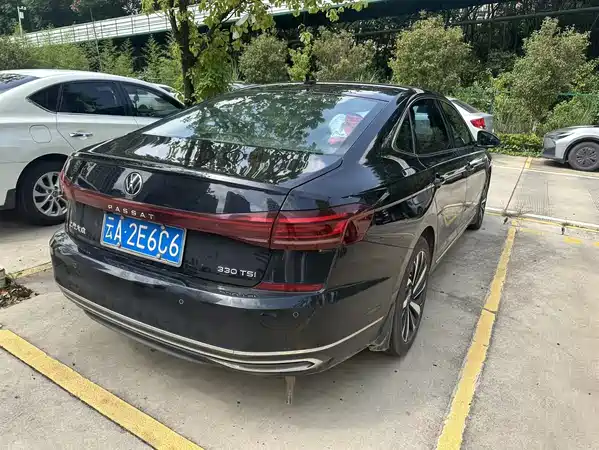 Volkswagen Passat 2021