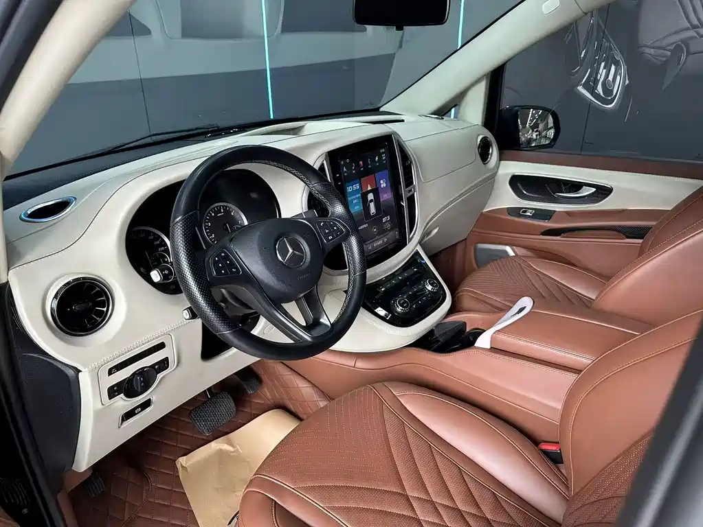 Mercedes-Benz Vito 2022 — фото 11