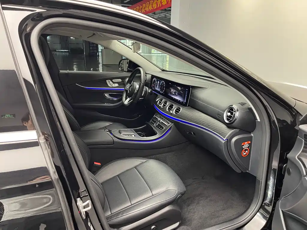 Mercedes-Benz E-Class 2020 — фото 14