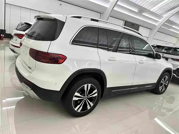 Mercedes-Benz GLB 2024