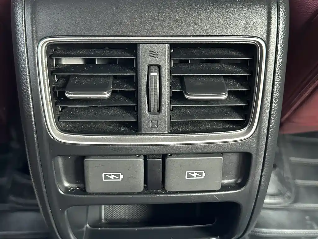 Honda Accord 2023 — фото 15