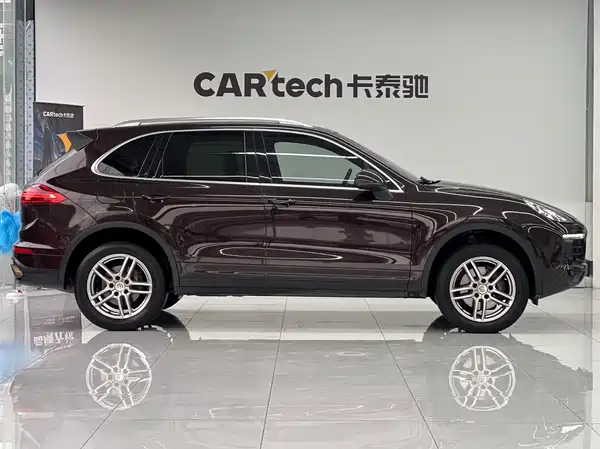 Porsche Cayenne 2015