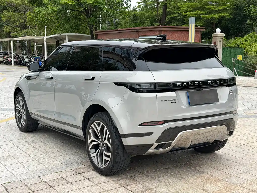 Land Rover Evoque 2022 — фото 9