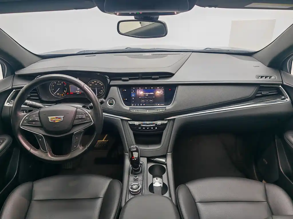 Cadillac XT5 2020 — фото 15