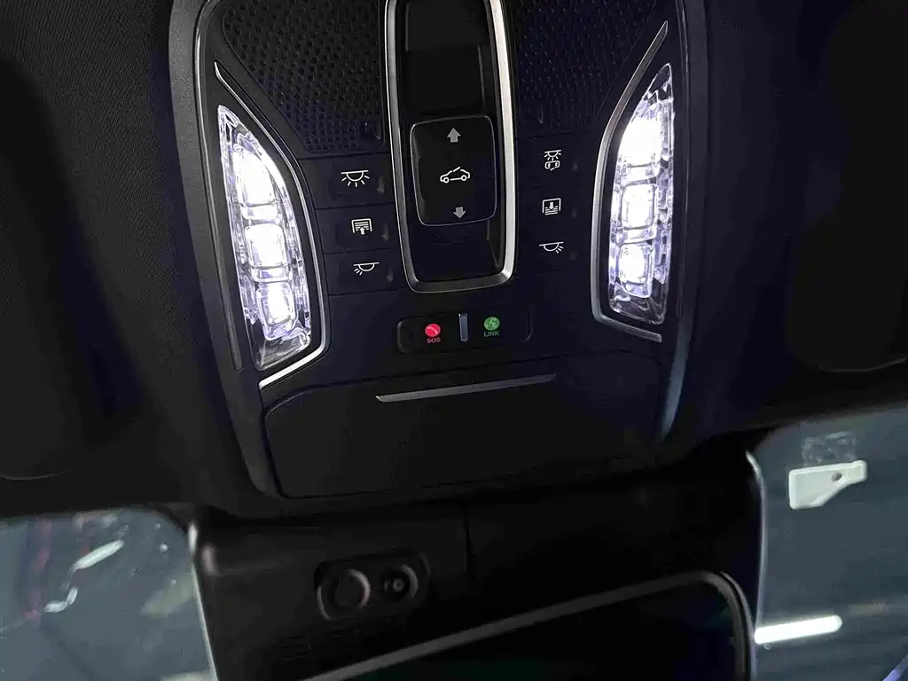 GAC Trumpchi GS8 2022 — фото 24