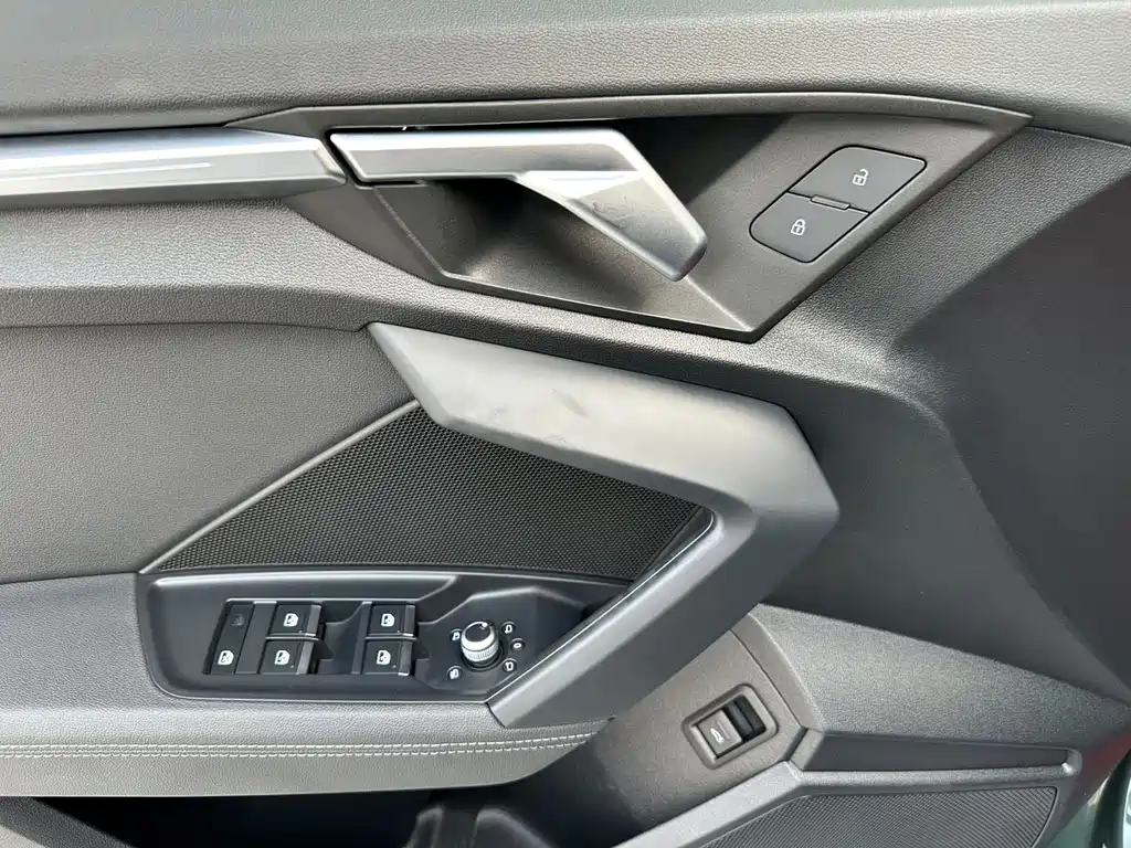 Audi A3 2022 — фото 13