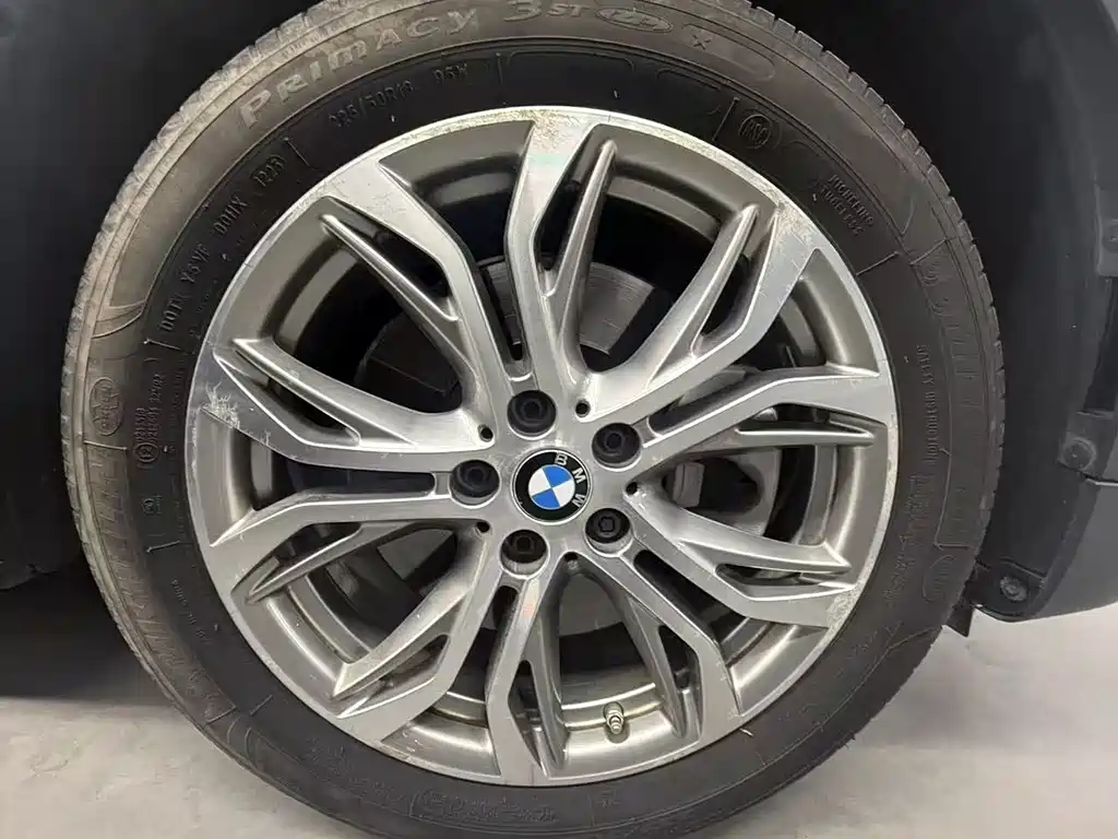 BMW X1 2017 — фото 9