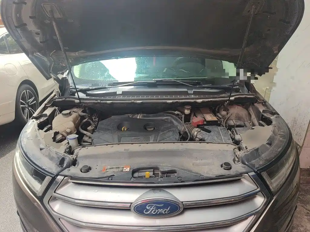 Ford Edge 2016 — фото 16