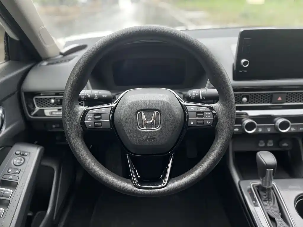 Honda Civic 2025 — фото 16
