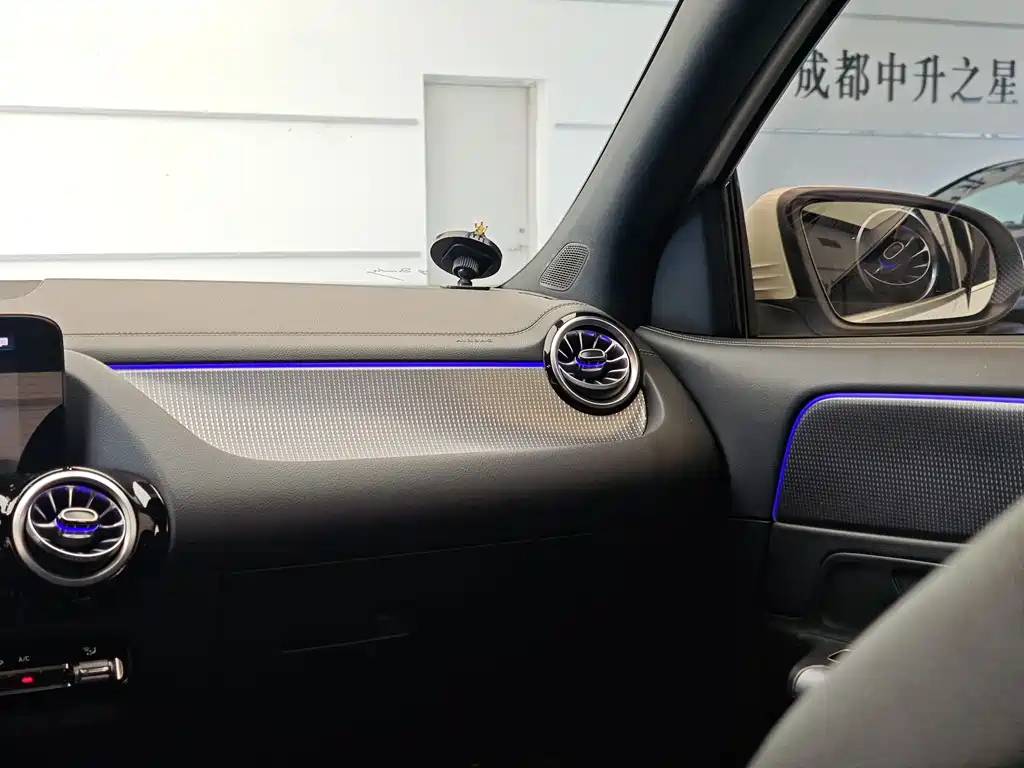 Mercedes-Benz GLA 2022 — фото 13