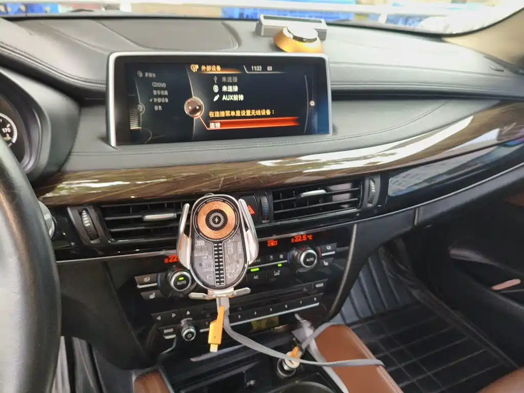 BMW X6 2015 — фото 14