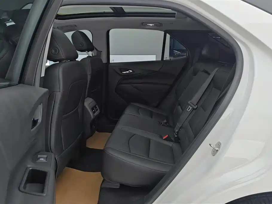 Chevrolet Equinox 2020 — фото 11