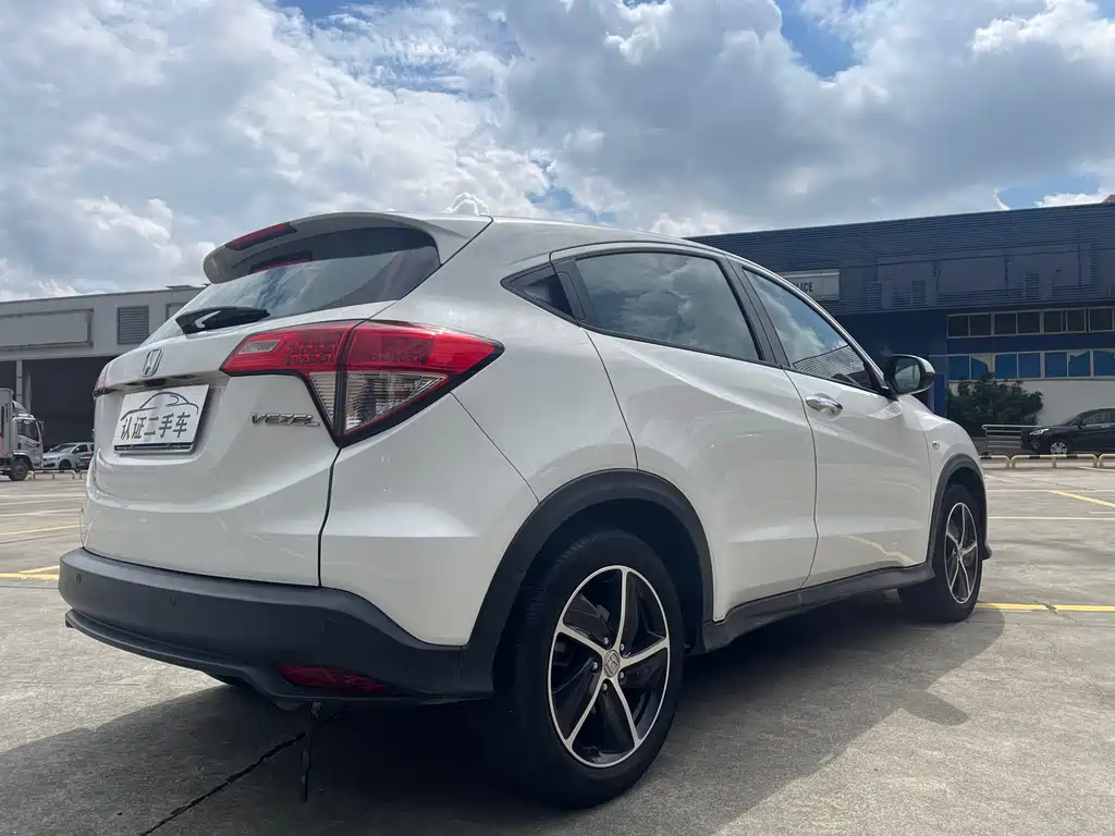 Honda Vezel 2021 — фото 15