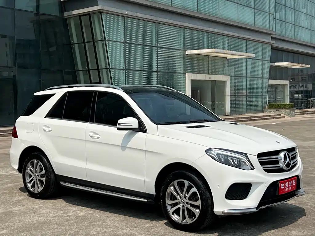 Mercedes-Benz GLE 2017 — фото 3