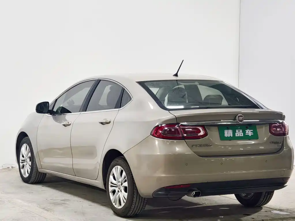 Fiat Viaggio 2015 — фото 6