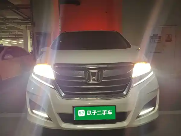 Honda Elysion 2016