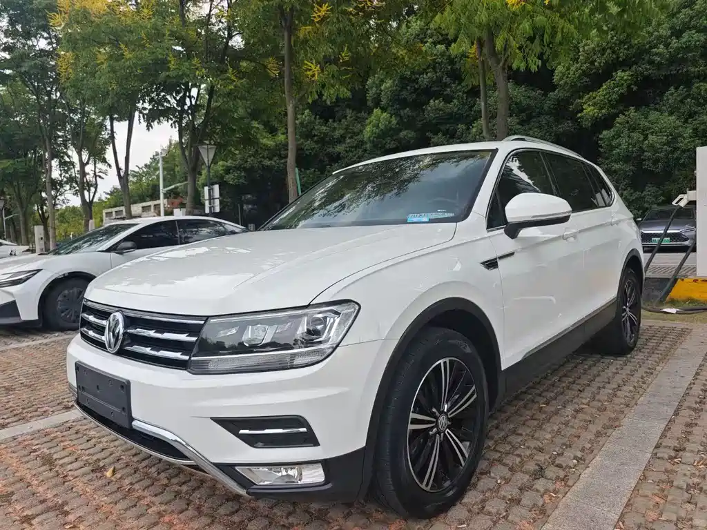 Volkswagen Tiguan L 2020