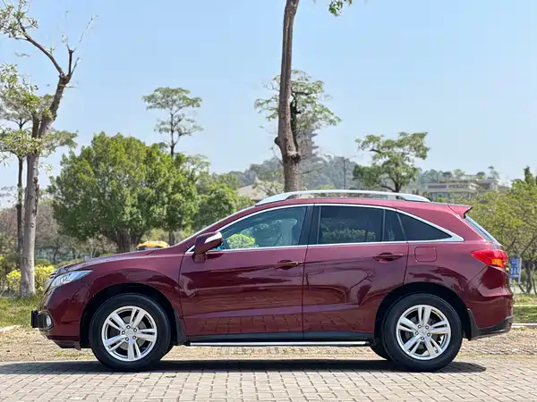 Acura RDX 2013