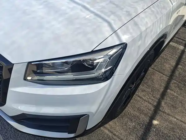 Audi Q2L 2019