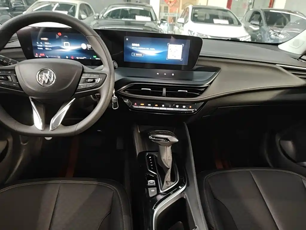 Buick Verano 2025 — фото 13