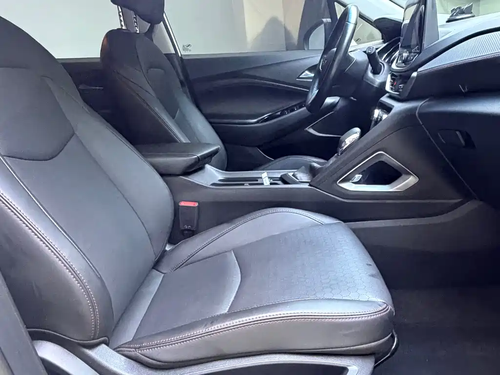 Chevrolet Orlando 2022 — фото 12