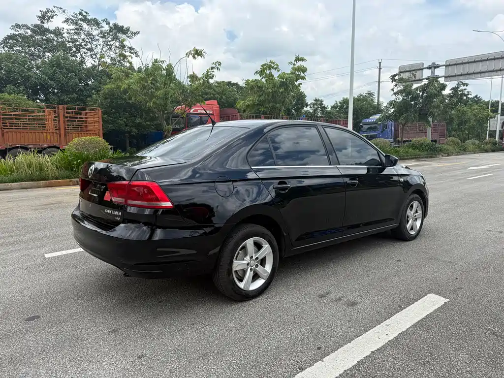 Volkswagen Santana 2016