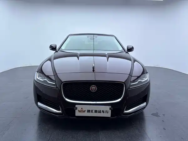 Jaguar XFL 2018