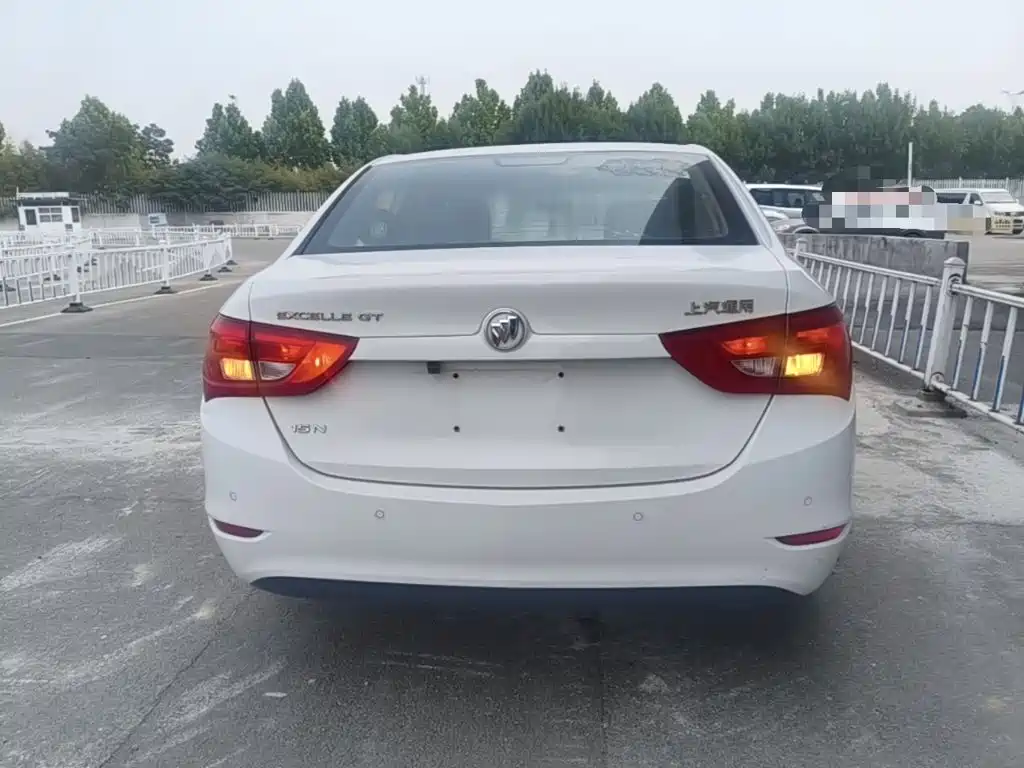 Buick Excelle 2016