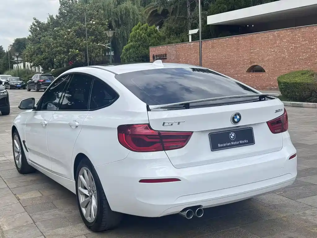 BMW 3 Series GT 2019 — фото 4
