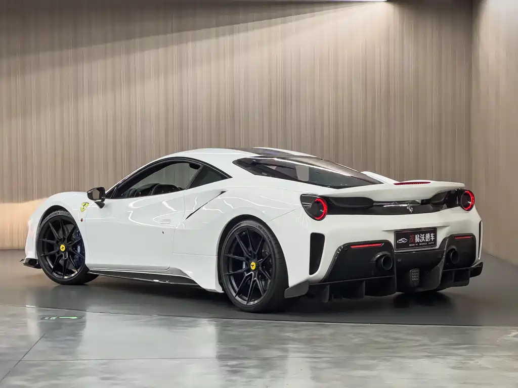 Ferrari 488 2016 — фото 5