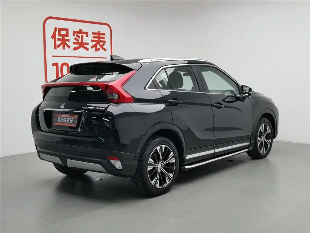Mitsubishi Eclipse Cross 2018 — фото 2