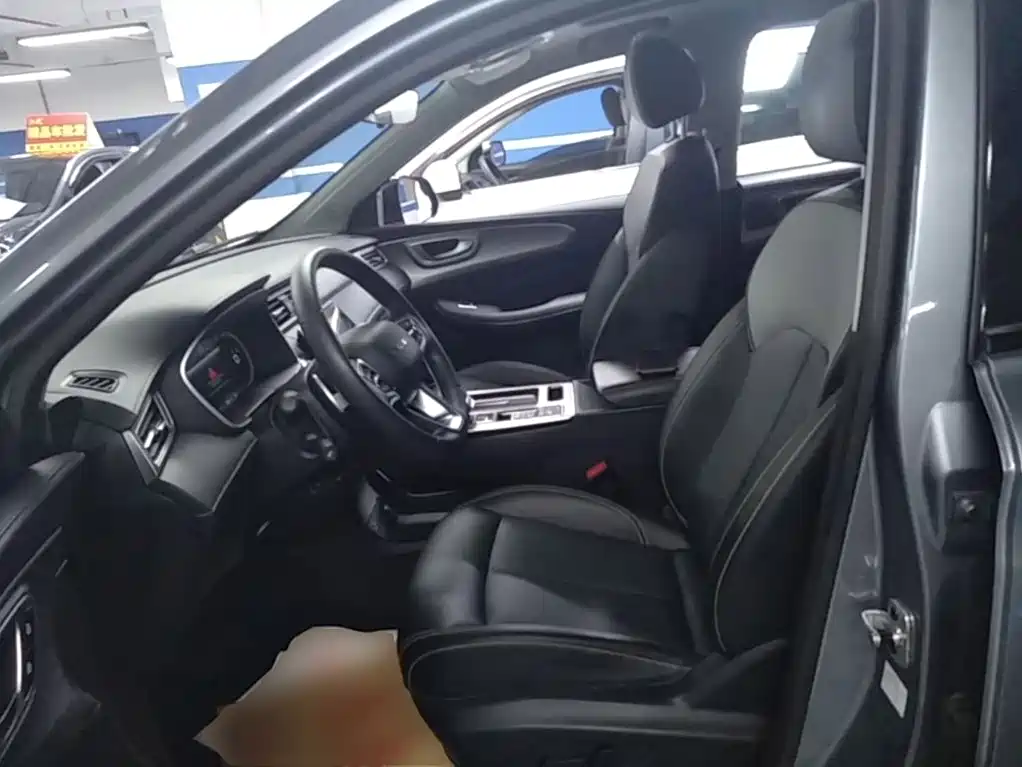 Roewe RX5 New Energy 2021 — фото 15
