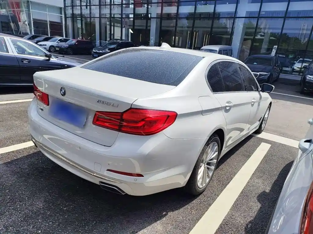 BMW 5 Series 2020