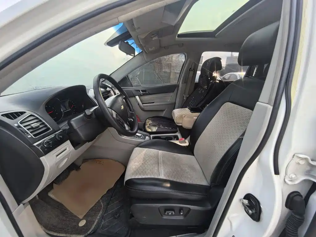 Chevrolet Captiva 2016 — фото 14