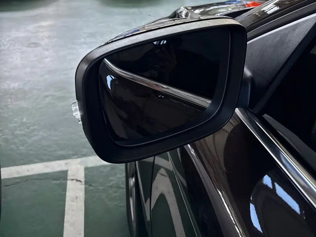 Volvo XC60 2016 — фото 15