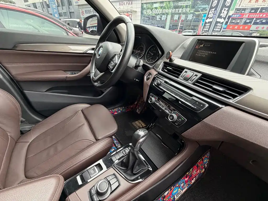 BMW X1 2017 — фото 13