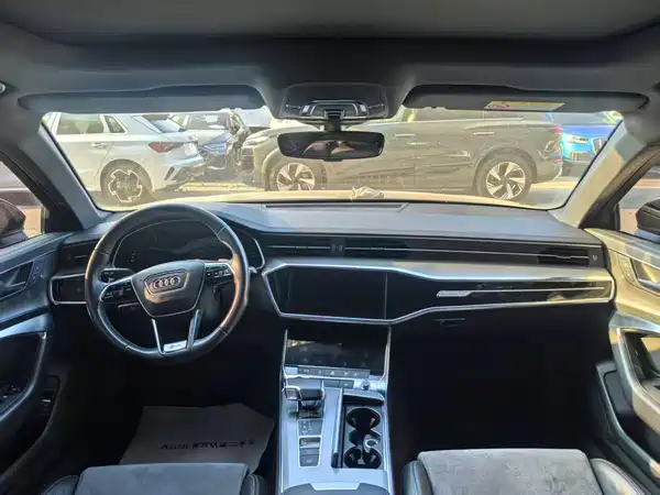 Audi A6L 2021