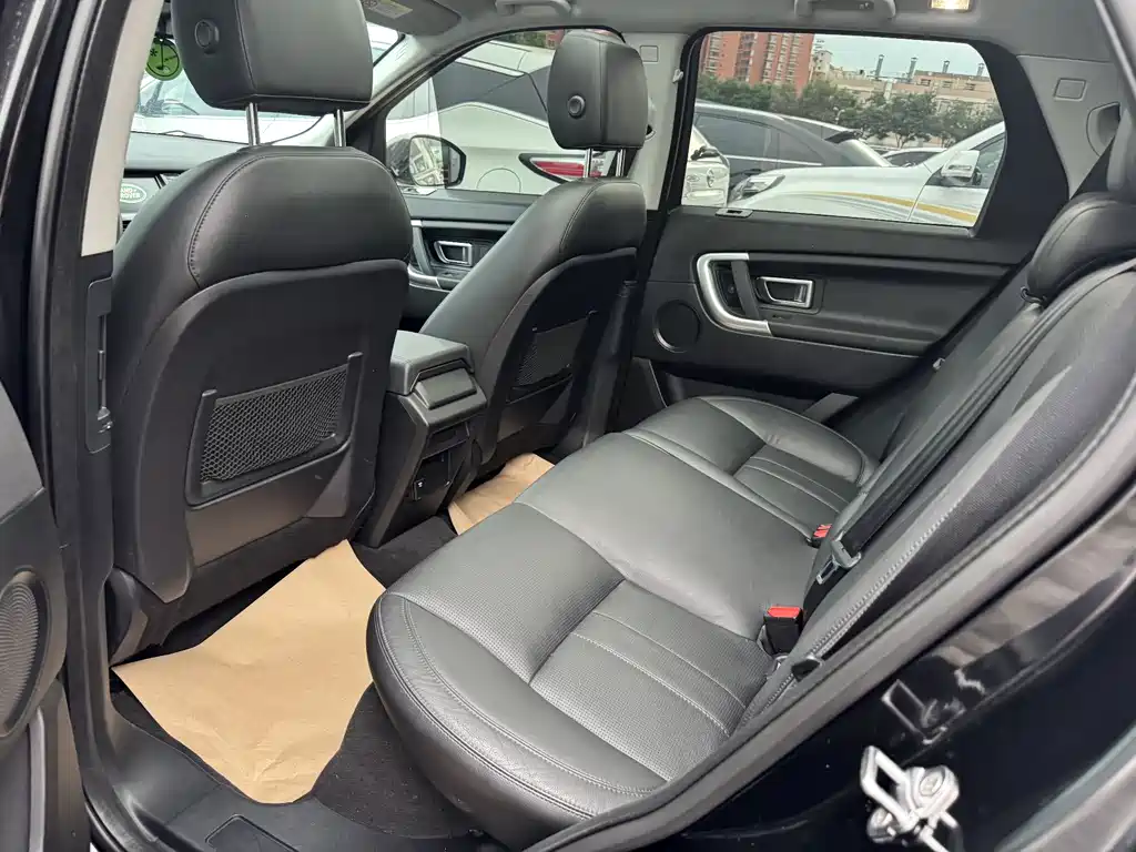 Land Rover Discovery Sport 2016 — фото 9