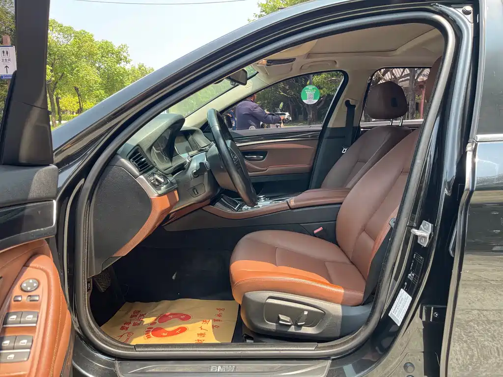 BMW 5 Series 2016