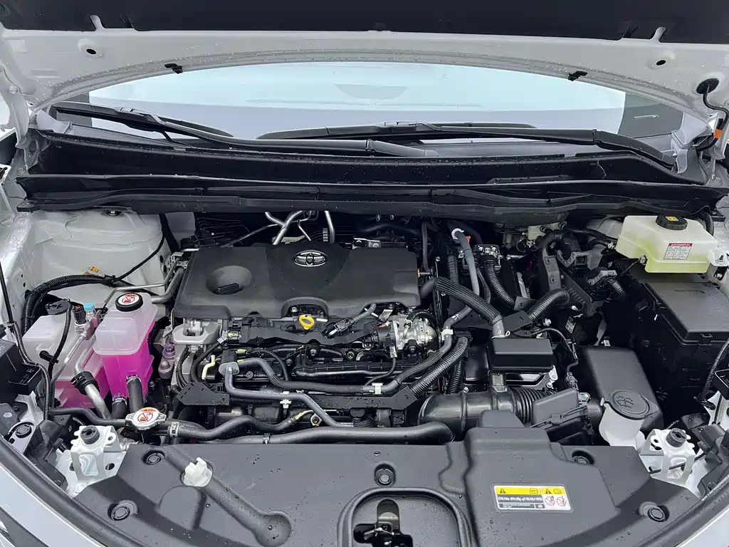 Toyota Granvia — фото 19