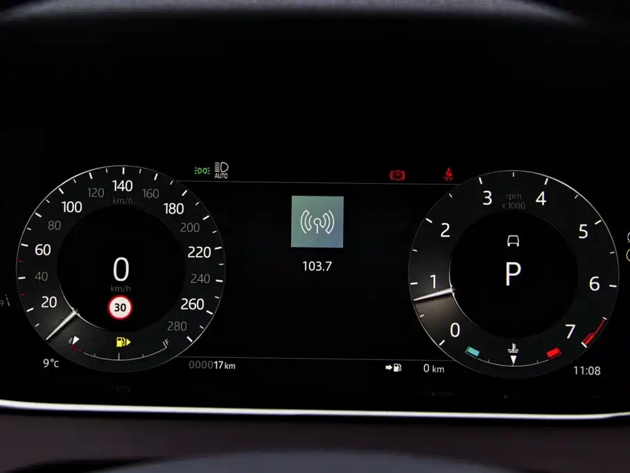 Land Rover Range Rover Evoque 2025 — фото 16