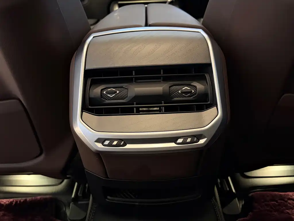 BMW 7 Series 2022 — фото 13