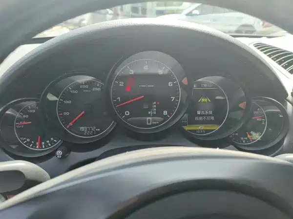 Porsche Cayenne 2011