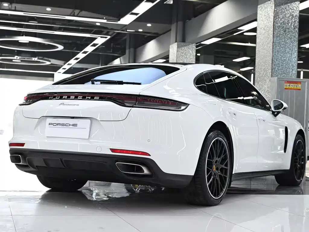 Porsche Panamera 2022 — фото 15