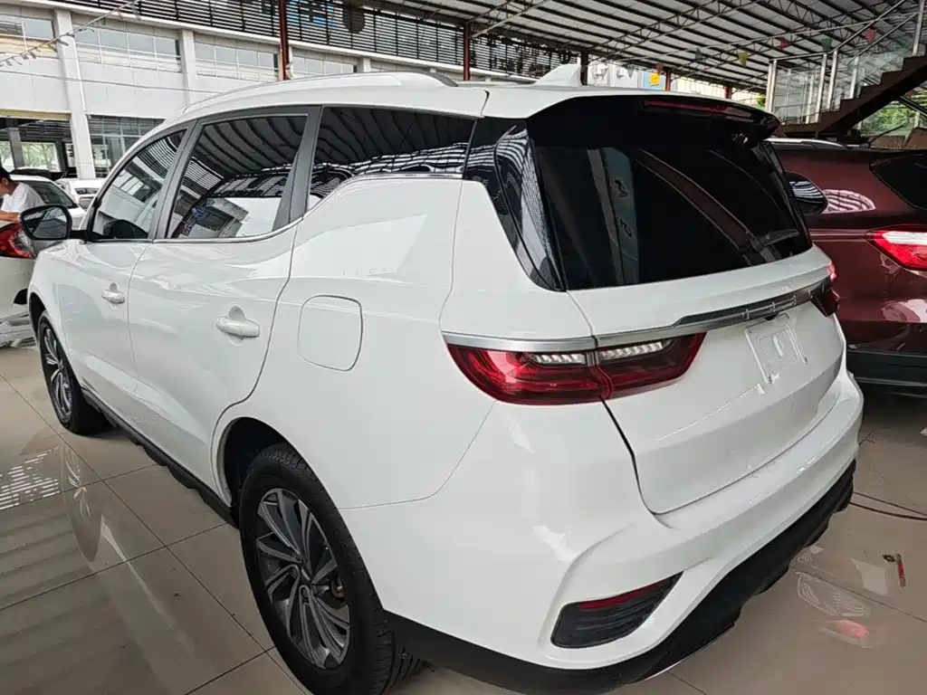 Geely Vision X6 2020 — фото 5