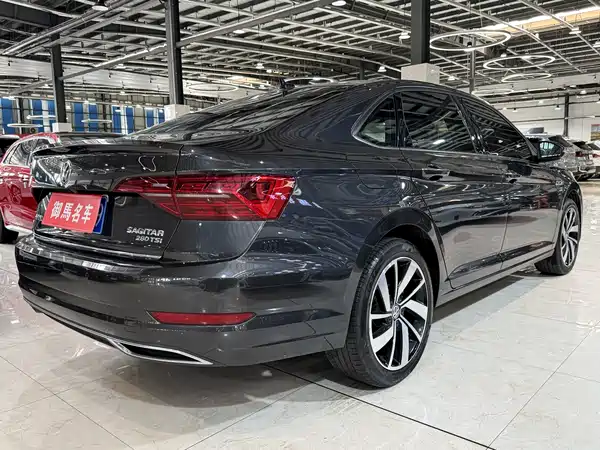 Volkswagen Sagitar 2022