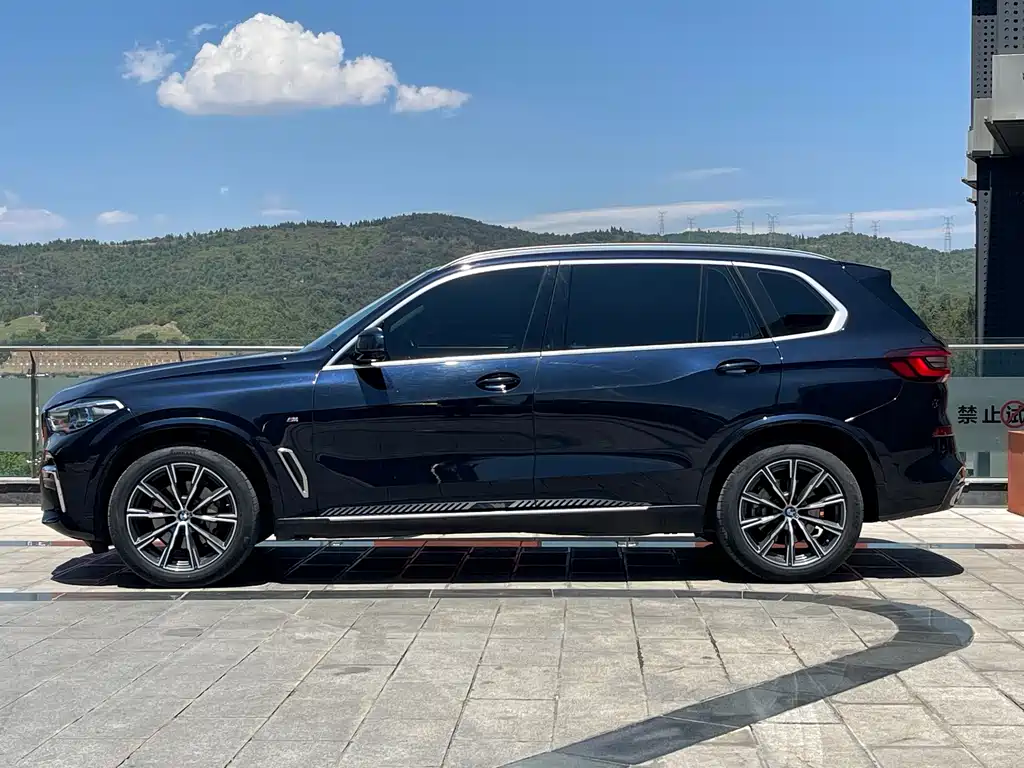 BMW X5 2022 — фото 7