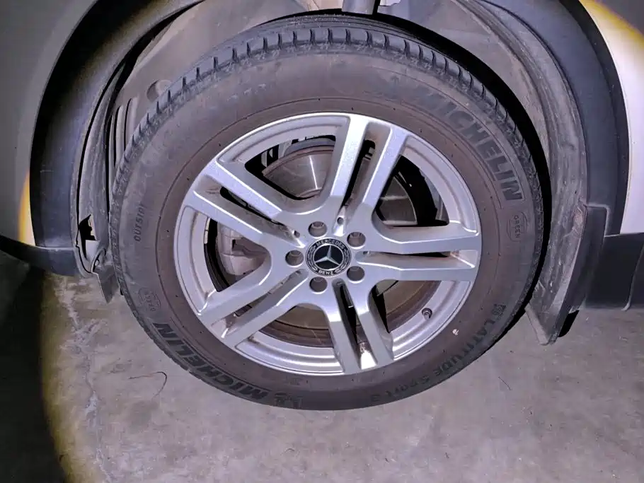 Mercedes-Benz GLB 2020